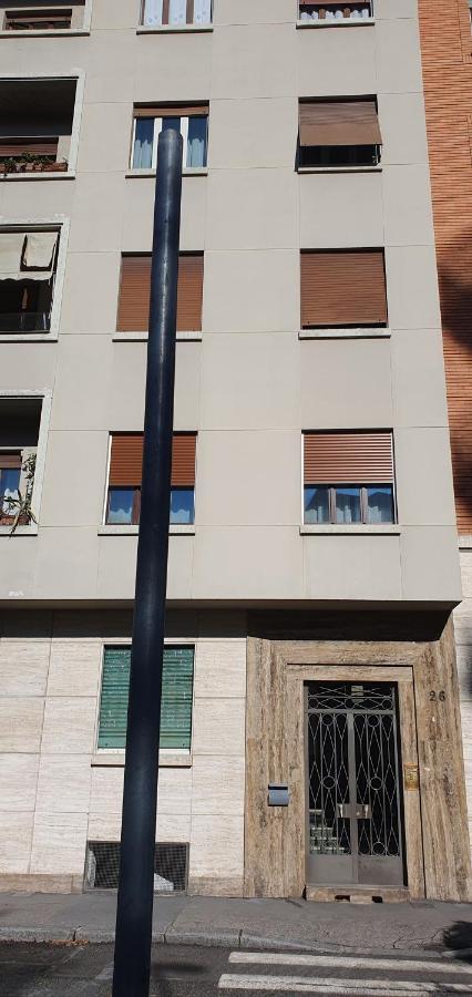 Appartamento Centro Metro Bernini Porta Susa Politecnico Juventus Stadium Turin Exterior photo